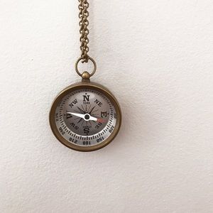 Working compass necklace!